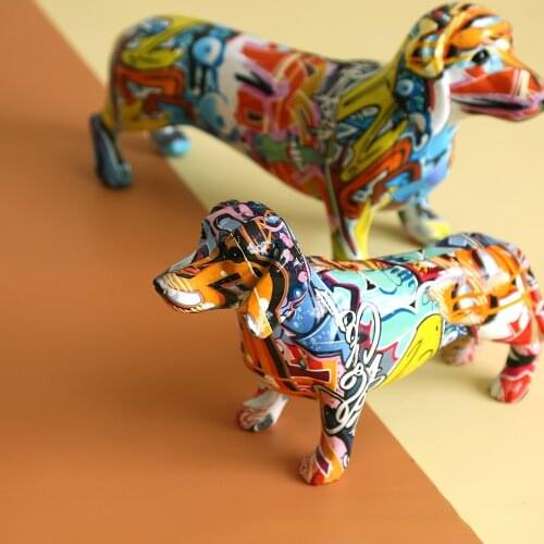 Art Modern Creative Colorful Dachshund Dog Decoration Home Wine Cabinet Decoration Desktop Office Decoration Resin Crafts