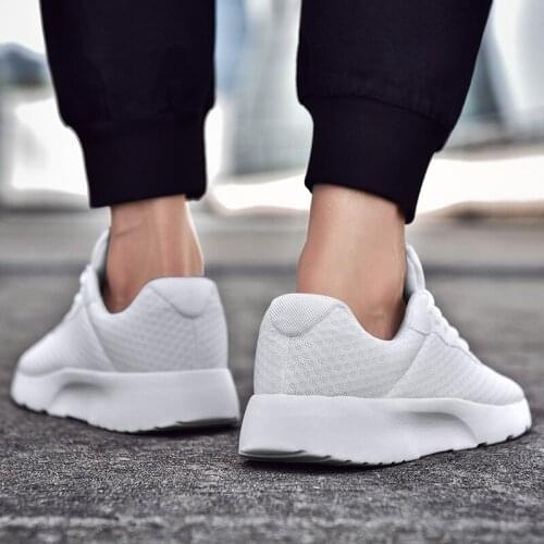 For sneaker Breathable shoe mesh breathable solid shoes Mens walking running 2020 black Fashionable Sneaker Shoes slip white on