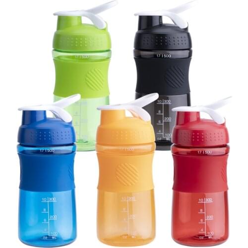 500ML/750ML Shaker Protein Water Bottle Food Grade BPA Free Shaker Bottle Gym With Stirring Ball Leak Proof Lid Travel Outdoor