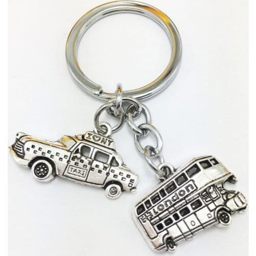 2021 New Style Hippie Metal Van Bus Keychain Fashion Men And Women Wallet Bag Car Pendant Keychain Ring Holder Jewelry