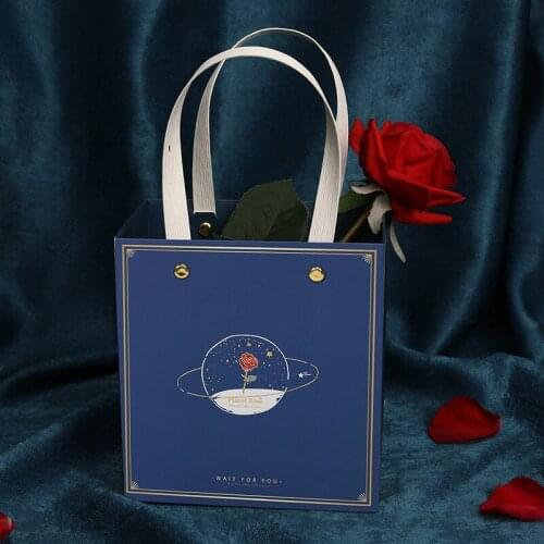 Wedding gifts for guests Paper bag Mistress Newborn Wholesale lots party packaging Candys Holiday gifts mysterious paper bags