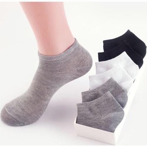 Free Shipping Mens Socks Breathable Sport Socks Solid Color Boat Socks Comfortable Cotton Ankle Socks Size 36-44 Black Gray