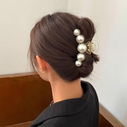 Fashion Big Pearl Hair Claw for Women Ladies Makeup Hair Barrettes Hair Accessories Korean Cross Crab Hair Clip Girl Headwear