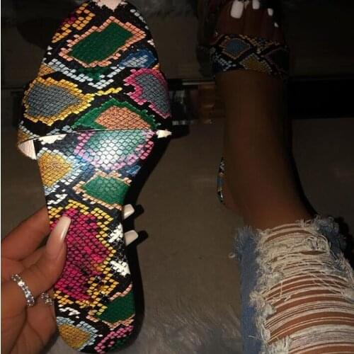 Color graffiti fashion wild sandals 2020 new flat with women beach shoes flip flop outdoor travel home slippers