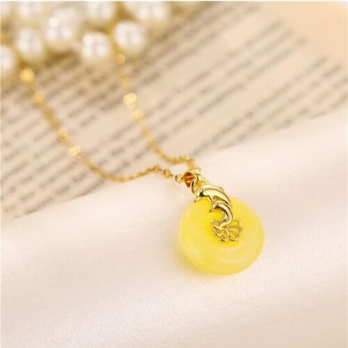 Female Luxury Wedding Necklace Cute Dolphin Small Flower Pendant Necklaces For Women Vintage Fashion Yellow Gold Chain Necklace