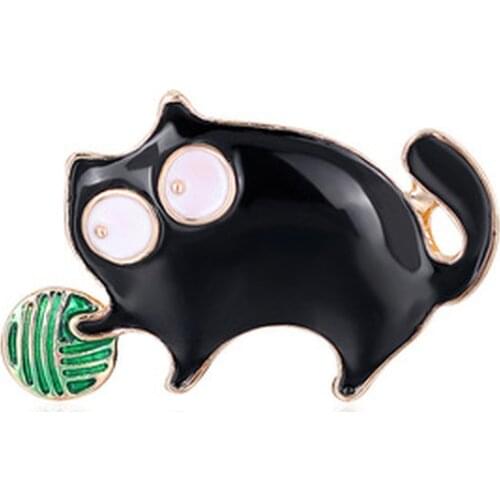 1PCS Cute Small Fat Playing Ball Cat Brooches Women Alloy Enamel Cat Animal Party Casual Brooch Pins Fashion Jewelry