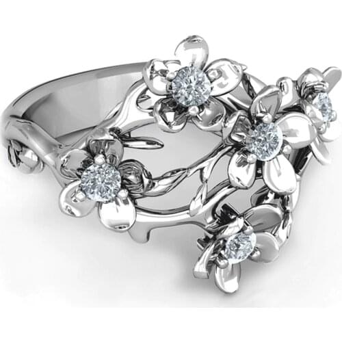 Huitan Romantic Silver Color Flower Rings Bridal Wedding Ceremony Party Dazzling Cubic Zircon Creative Design Elegant Women Ring