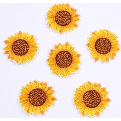 6CM Embroidered Golden Sunflower Sticker Iron On Sew On Clothes Patch DIY Jeans Coats Bags Appliques Handmade Flower Shirt Badge