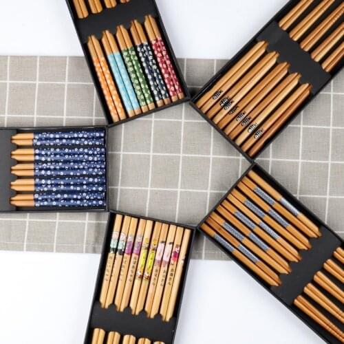 Anime Chopsticks Bamboo Tableware Set Gift Box Household Pointed and Portable Japanese Style Chopstick Kitchen Korean Supplies