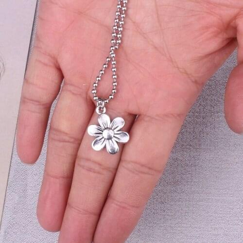 Stainless Steel Chain 1.9*2.4cm Vintage Cute Flower Necklace For Women 2020 Antique Silver Color Alloy Nickel Free di218