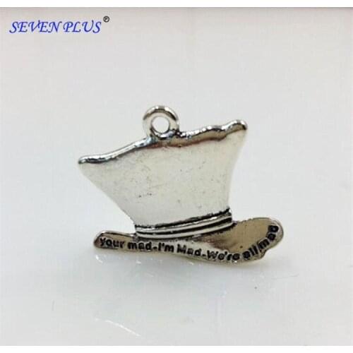 High Quality 20 Pieces/Lot 23mm*30mm Antique Silver Plated We Are All Mad American Hat Charms