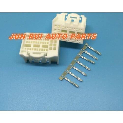 Auto Female Plug harness connector for Hyundai Tucson