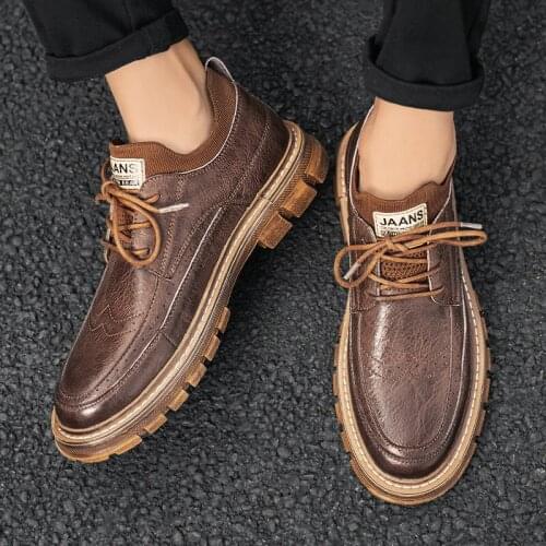 Mens Genuine Leather Shoes Fashion Casual Shoes Tooling Boots Winter Ankle Boots British Style Round Head Leather Dress Shoes