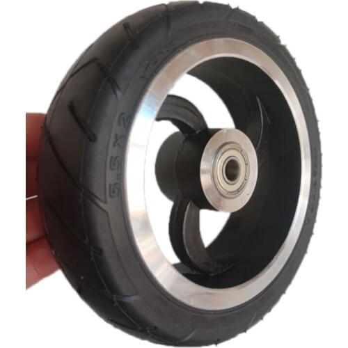 Carbon fiber electric scooter 5.5 inch tyre rubber tire