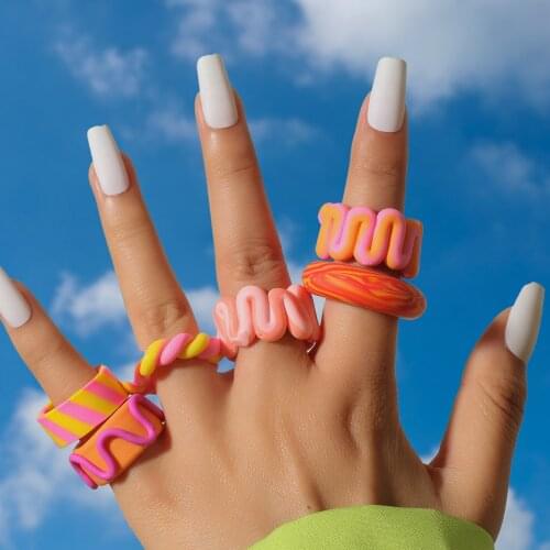 BOHO Pink Orange Color Clay Twisted Stripe Wave Chunky Ring Geometric Round Finger Rings For Women 2021 New Friends Jewelry Gift