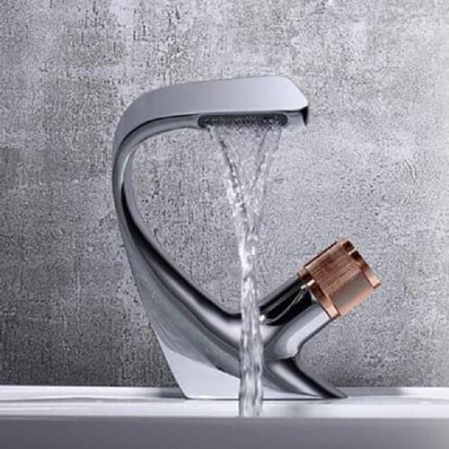 Modern Black Faucet Bathroom Sink Faucets Deck Mounted Single Hole Bath Tap Chrome Finished Hot Cold Water Mixer Crane 4 Styles