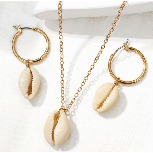 ZOSHI 2019 Fashion Gold Cowrie Shell Necklace Set for Women Conch Chain Pendant Necklace Summer Jewelry Set Starfish Collar