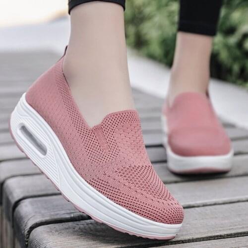 Womens Sneakers Breathable Shoes Women Casual Lightweight Sneaker Womens New Vulcanized Sneakers Platform Flats Ladies Shoes