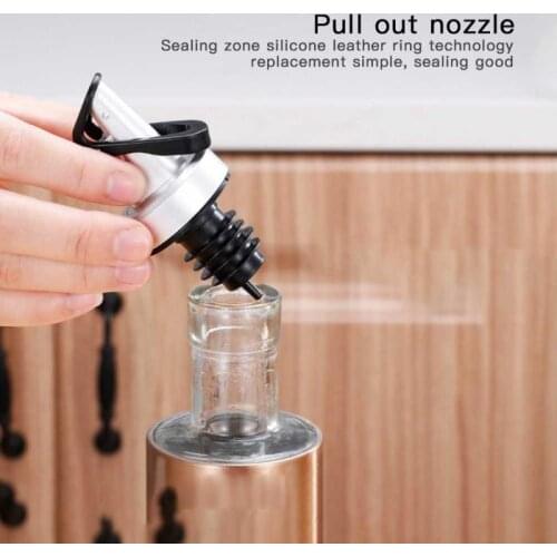 Olive Oil Sprayer Liquor Dispenser Lock Wine Pourers Flip Top Drink Wine Oil Bottle Stopper Leak-proof Nozzle Kitchen Tools Hot