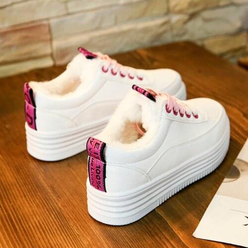 Winter White Platform Sneakers Women Shoes Warm Fur Korean Lace Up Thick Bottom Leather Sneakers Casual Vulcanize Shoes Woman