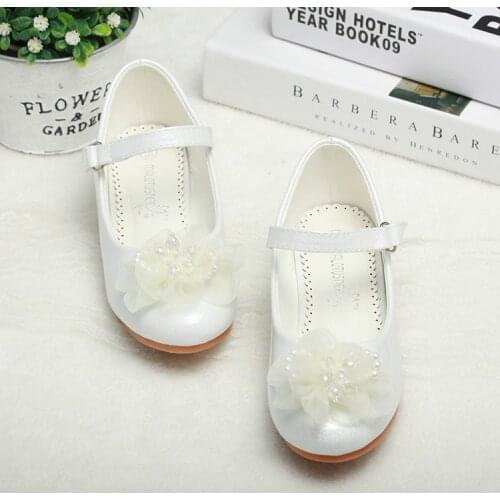 Girls Leather Shoes Autumn Bowtie Flower Beading Sandals 2018 New Children Shoes High Heels Princess Sweet Sandals For Girls