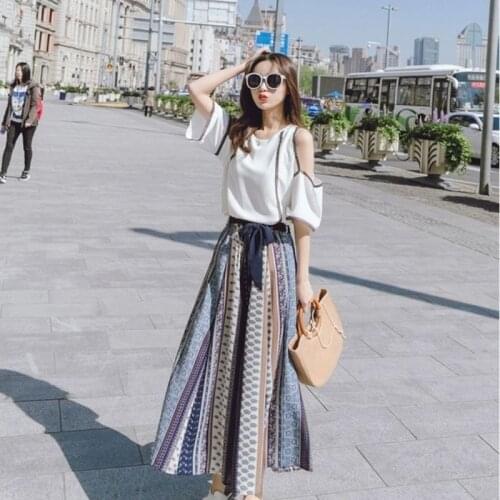 2021 Summer New Womens Suit Large Size Suit Open Shoulder Leisure Tshirt and Fashion Wide Leg Pants Two Piece Set Clothing Women