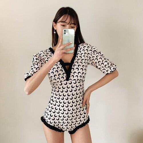 2021 Newest Women One Piece Swimsuit Vintage Summer Beach Wear Padded Short Sleeves Sexy Bathing Suit Maillot De Bain Femme