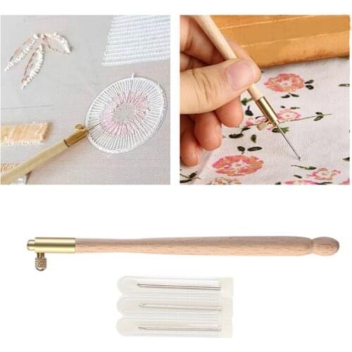 2019 Wooden Handle Tambour Crochet Hook With 3 Needles French Crochet Sewing Tool Set DIY Craft Embroidery Beading Hoop