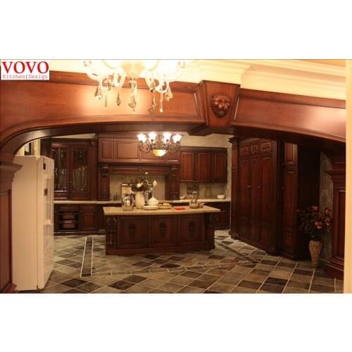 Custom kitchen U-shaped