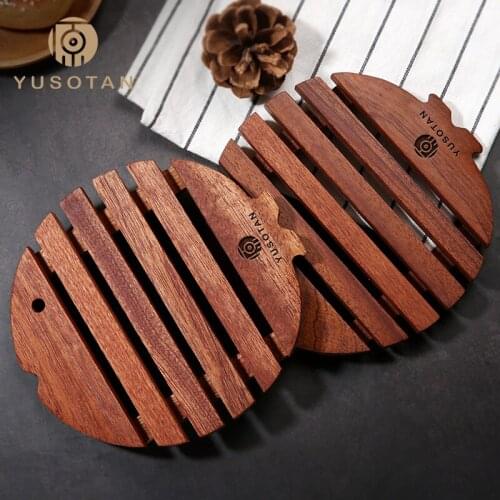 YUSOTAN hot coasters placemat housewares for kitchen heat-resistant natural solid wood creative fish shape wooden bowl plate mat