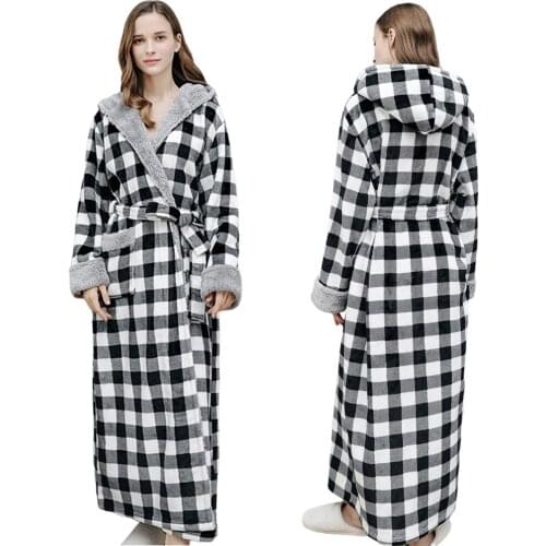 Women Bathrobe Nightgown Thick Winter Warm Robe Plaid Fleece Hooded Robes Female Long Dressing Gown Robes Home Sleepwear