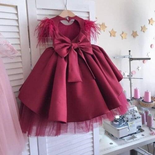 Elegant Feather Cap Sleeve Burgundy Girls Communications Dresses Girls Dresses Girls Knee Length Girls Celebrity Dresses Custom