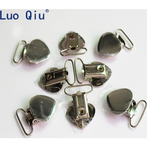 30 Pcs Enamel Heart Metal Suspender Clips for Baby Pacifiers Clips Holders 25mm Garment Clips