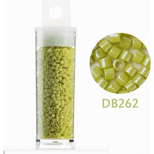 Taidian Miyuki Delica Beads 10grams/barrel Japan Glass Round Beads 11/0 1.6x1.3mm Opaque Lime Luster Beaded Pendant Artist Boho