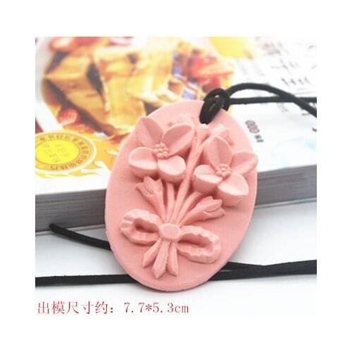 P690 forget-me-not - bee-wax silicone DIY perfume gypsum - made car hanging mold