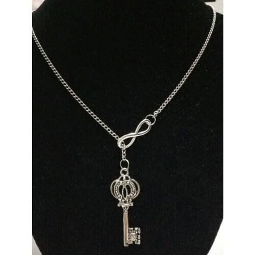 Fashion Jewelry 8 word buckle Vintage "Beautiful crown key"Charms Pendant Statement Necklace For Women Gift z51