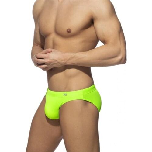 Mens Swimsuit Sexy Bikini Briefs Solid Color Nylon Cup High Elasticity Swim Wear Beach Holiday Swimming Briefs