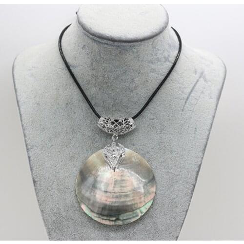 Natural Shell Necklace With Round Pendant Leather Cord 2MM Charms For Elegant Women Love Romantic Gift