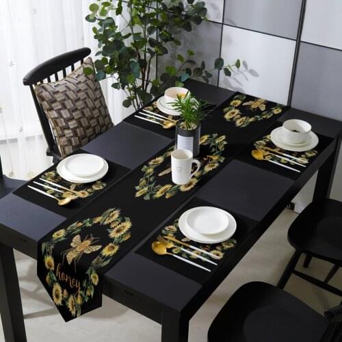 Retro Bee Sunflower Wreath Black Table Runner and Placemat Set Table Flag Table Runners for Modern Home Party Wedding Decoration