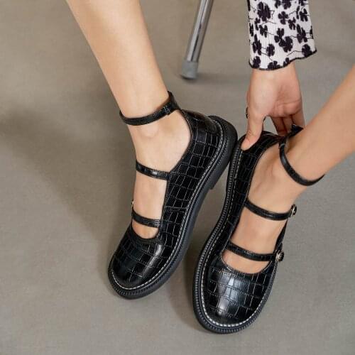 Leather Pumps Follwwith China