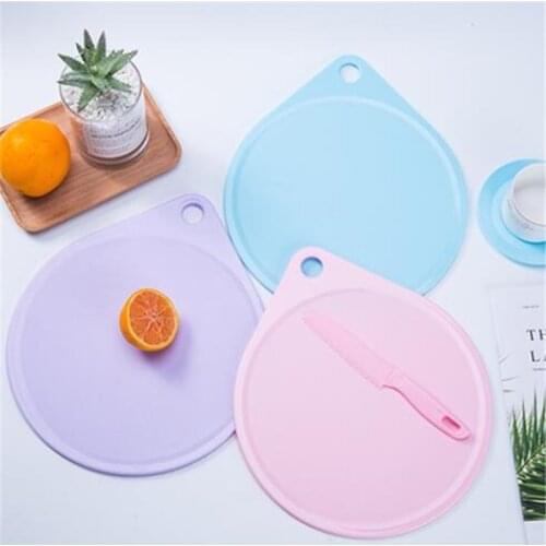 Childrens Plastic Cutting Board Knife Set Round Non-slip Multi-purpose Round Non-slip Knife Board Chopping Block Kitchen Gadget