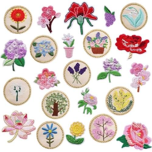 23Pcs Rose Hydrange Iron On Patches Embroidered Sew Applique Repair Patch For Craft, Decoration And DIY Clothes, Dress