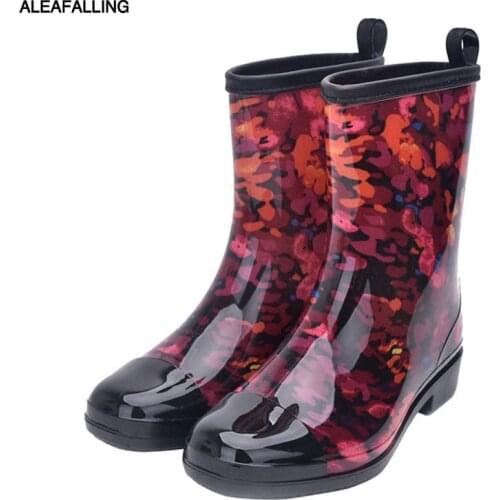 Aleafalling New Design Rain Boots Waterproof Flat Shoes Woman Flower Fashion Rain Woman Water Rubber Mid Calf Boots Botas W225