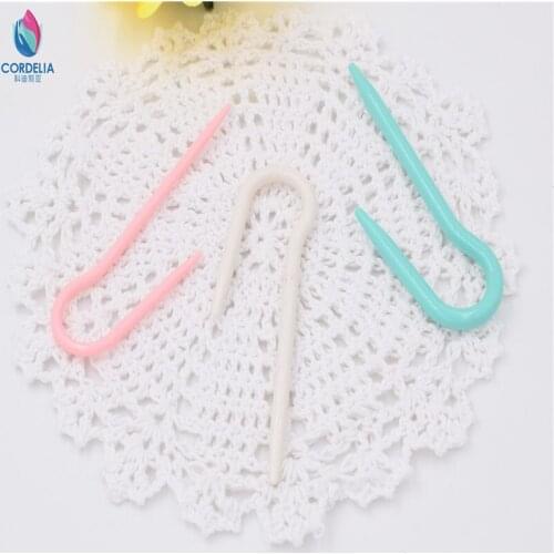 China lowest price 100 pcs fashion high quality U shape needles as knitting tools for sewater scarf accessories DIY tool pins