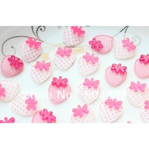 150 pcs Clear glitter Pinky Resin kawaii polka dots strawberry cabochons 20mm combined glitter acrylic beads