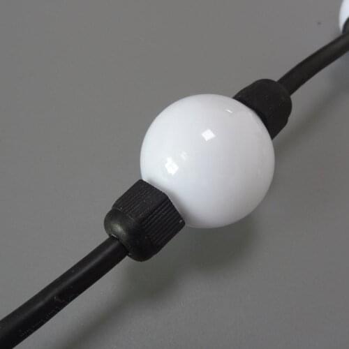 Addressable 3D smart pixel ball DC24V input IP67 outdoor 40pcs 50mm UCS2903;1.44W;double side with 3pcs 5050 leds each side