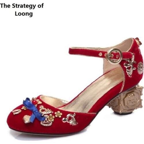 Corduroy Metal Beadings Buckle Closed Toe Square Heels Women Summer Fashion Sexy Lady Wedding Shoes Big Size Mid Heels Shoes