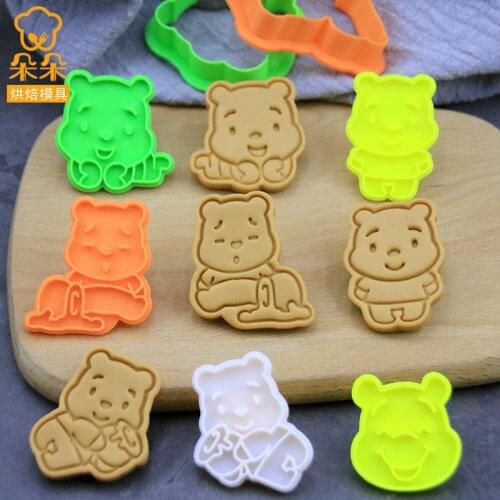 Disney cartoon movie Winnie bear biscuit mold cartoon 3D Winnie bear expression DIY baking tool childrens birthday gift