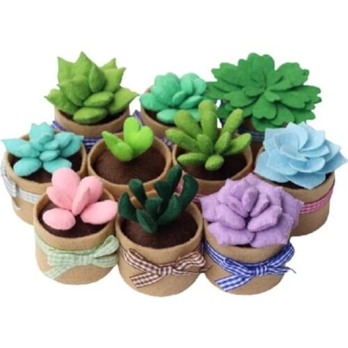 Plant Felt Sewing Kit for Children - Fun DIY Creative Gift for Kids - Include Everything Easy to Make - Gift Box Package