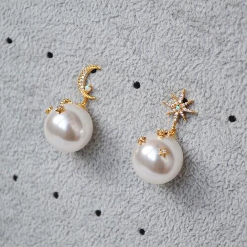 Korean Edition Star Moon Zircon Flash drill asymmetrical large Pearl ear Pin earrings